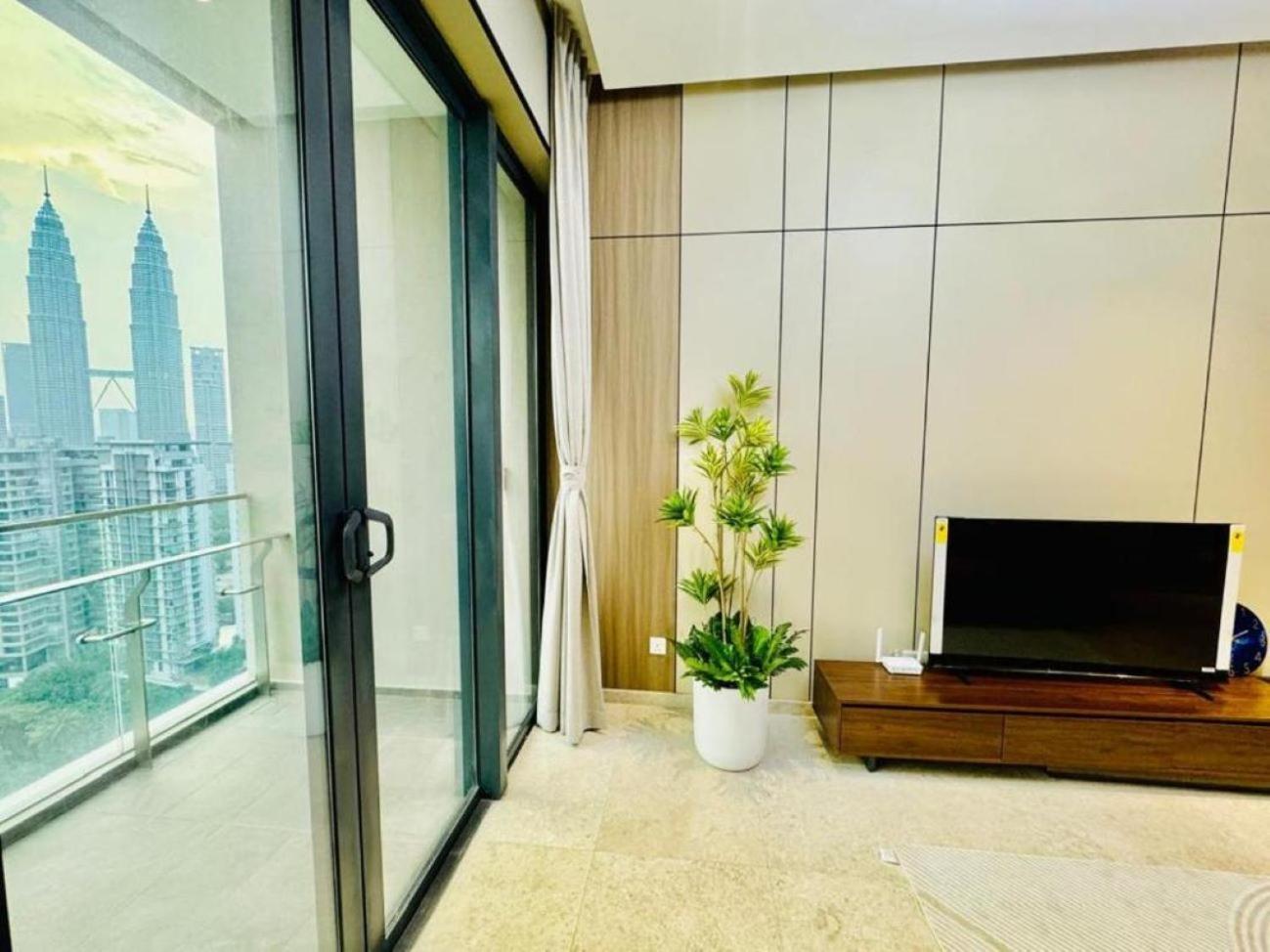 Crown Suites The Manor Klcc Kuala Lumpur City Center Ngoại thất bức ảnh