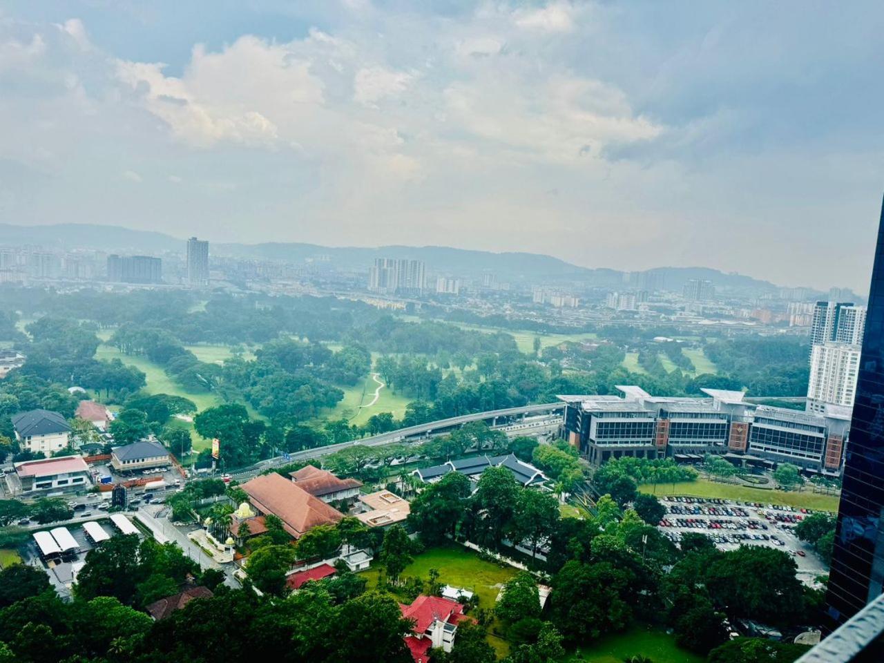 Crown Suites The Manor Klcc Kuala Lumpur City Center Ngoại thất bức ảnh