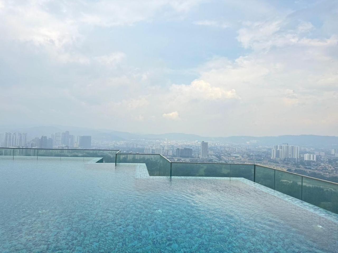 Crown Suites The Manor Klcc Kuala Lumpur City Center Ngoại thất bức ảnh